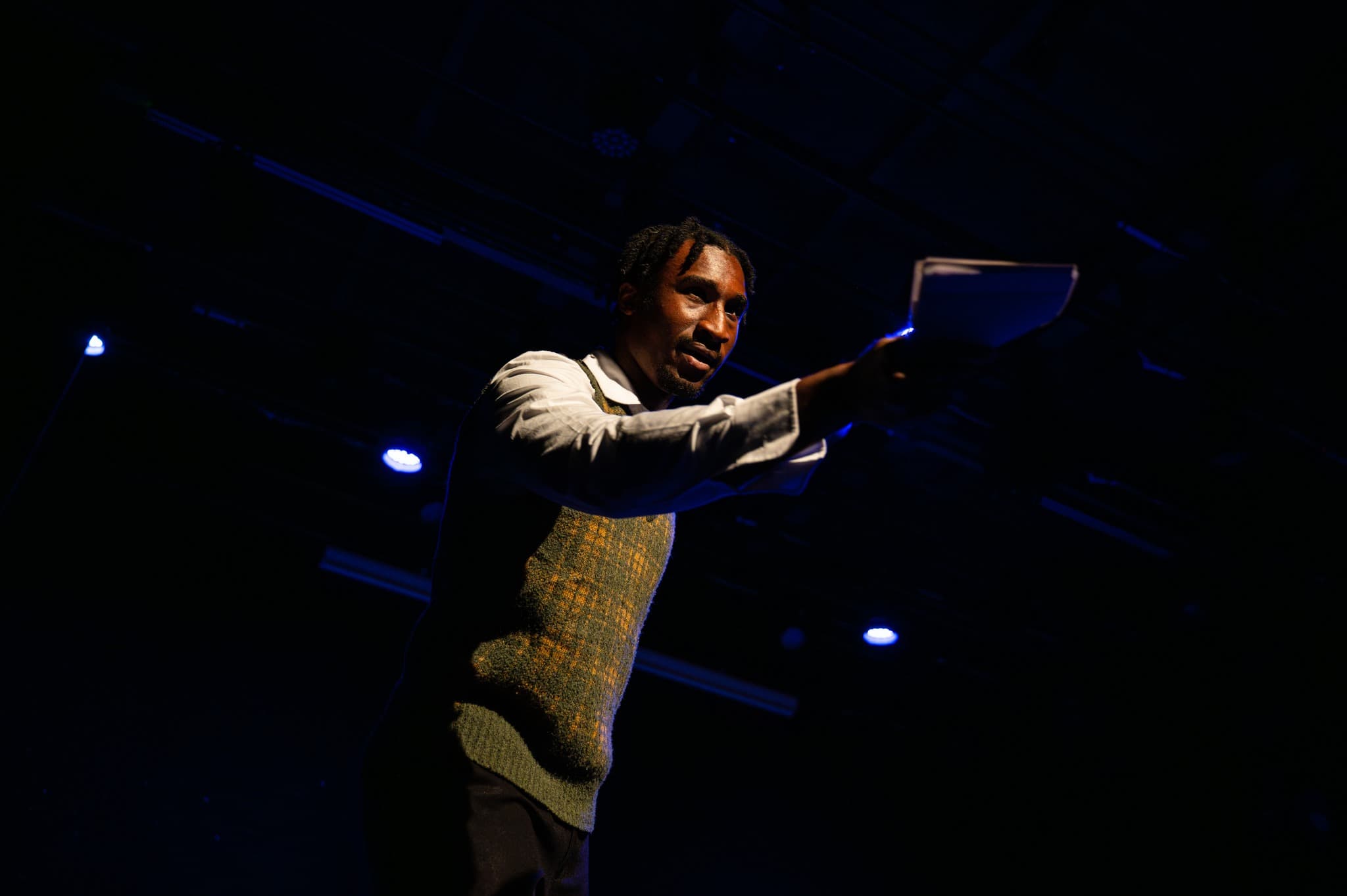 Experimental theatre performance with innovative staging